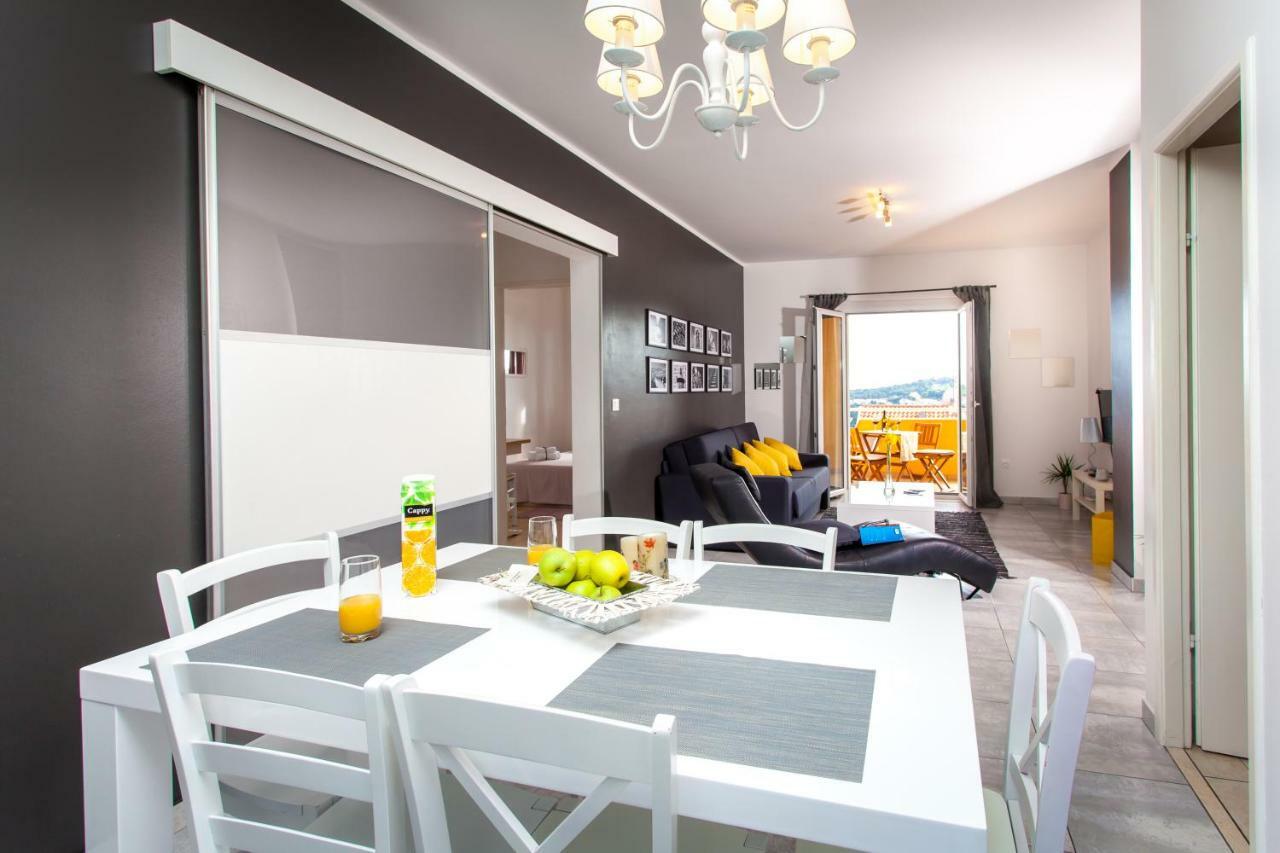 Two Bedroom Apartment With A Sea View & A Balcony دوبروفينك المظهر الخارجي الصورة